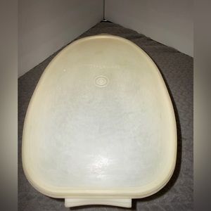 Vintage Tupperware Roast Flavor Saver Opaque White